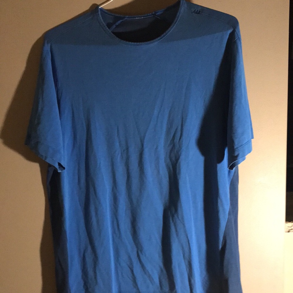 Lululemon shirt